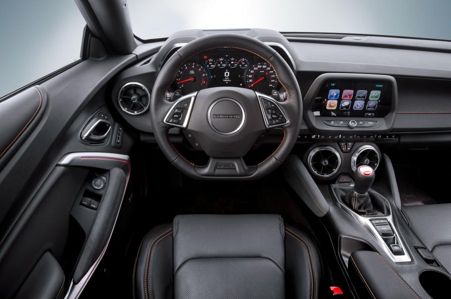  Chevrolet Camaro 50th Anniversary 2016 года  (EU) (фото 14 из 17)
